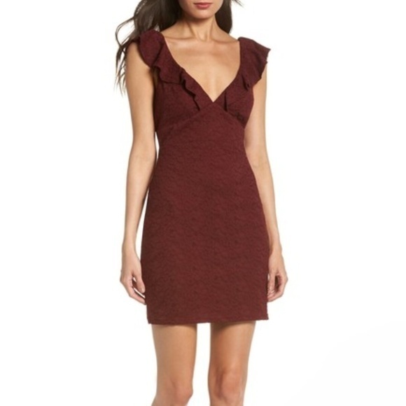 NEW Lulus Ruffle Neck Lace Minidress BURGUNDY - Picture 1 of 4